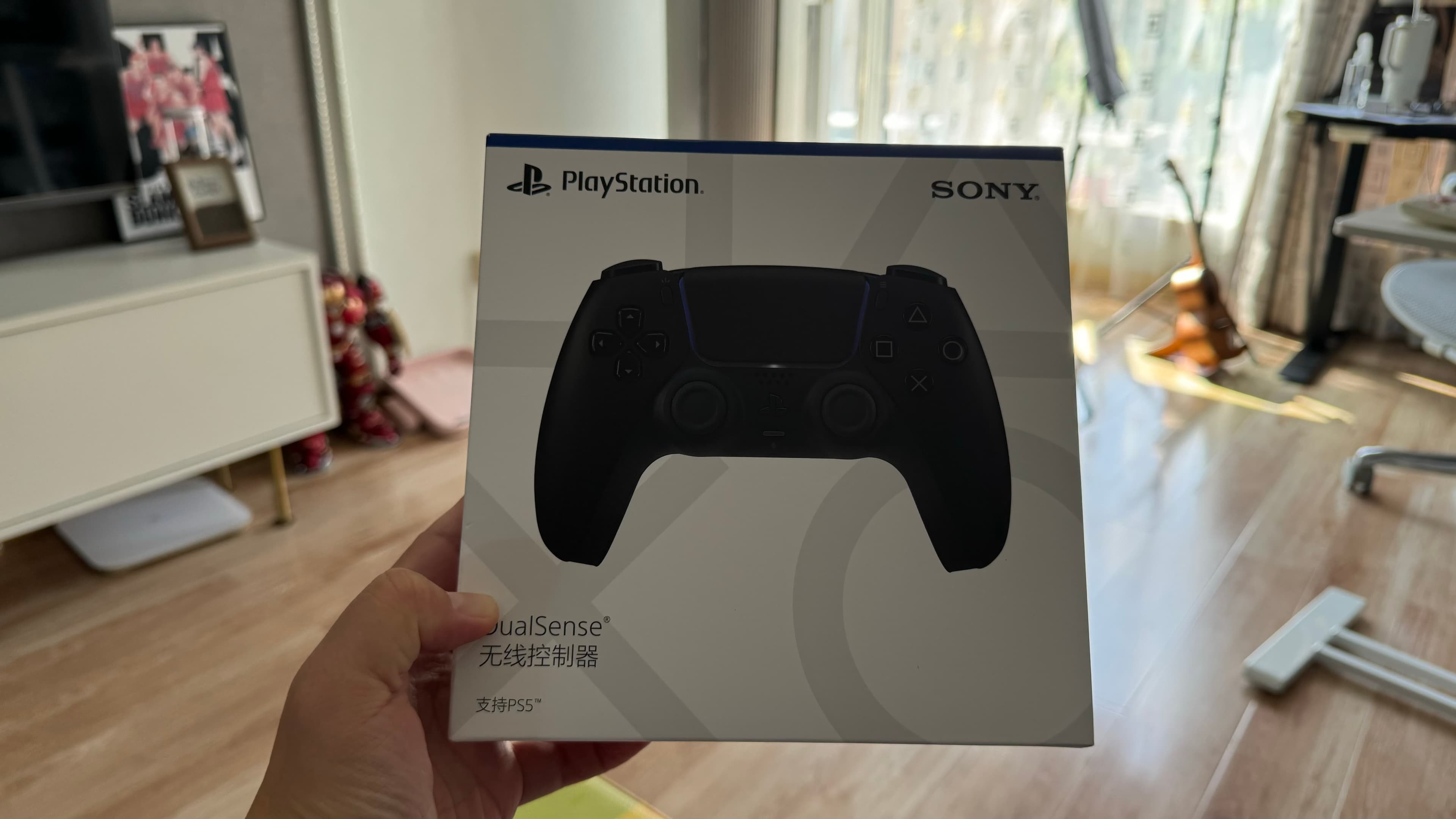 w80-ps5-controller